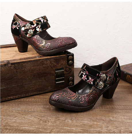 Hand Painted Mysterious & Elegant Pumps